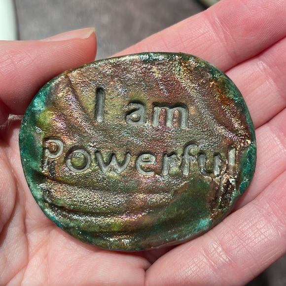 Raku pottery white horse unicorn worry stone art piece OOAK ceramic - Picture 3 of 3